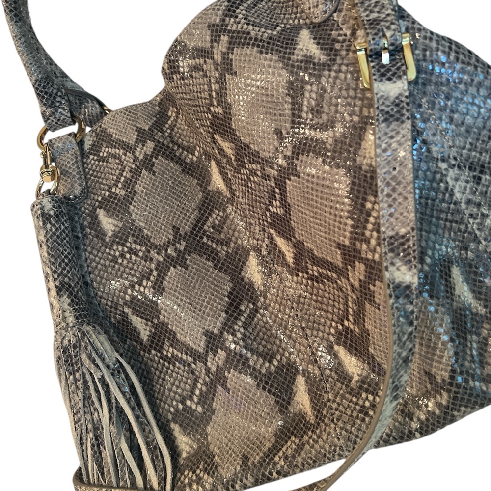 G.I.L.I. Snake Print Shoulder Bag with Tassels - Picture 2 of 5